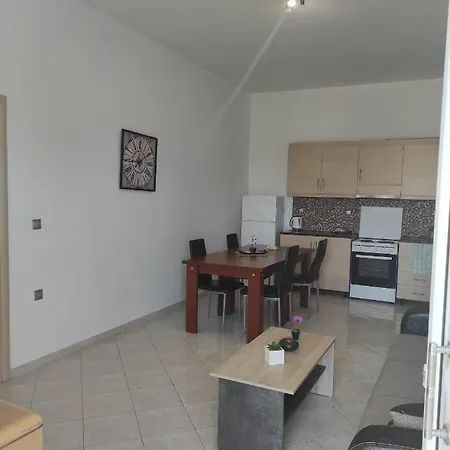 River's Apartmanhotel 3*
