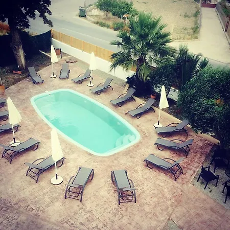 River's Paradíszi